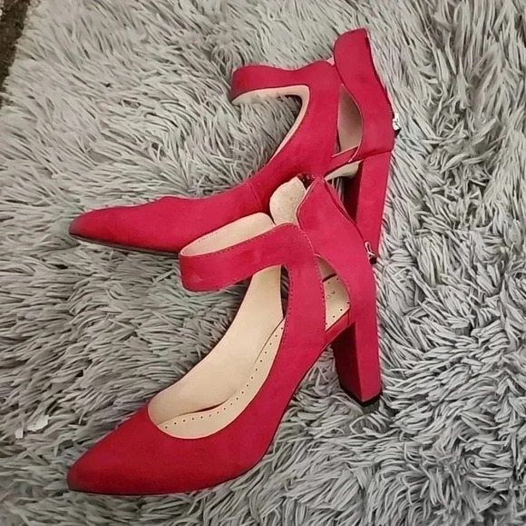 Adrienne Vittadina burgandy red block heels. Size 6 - Picture 2 of 9